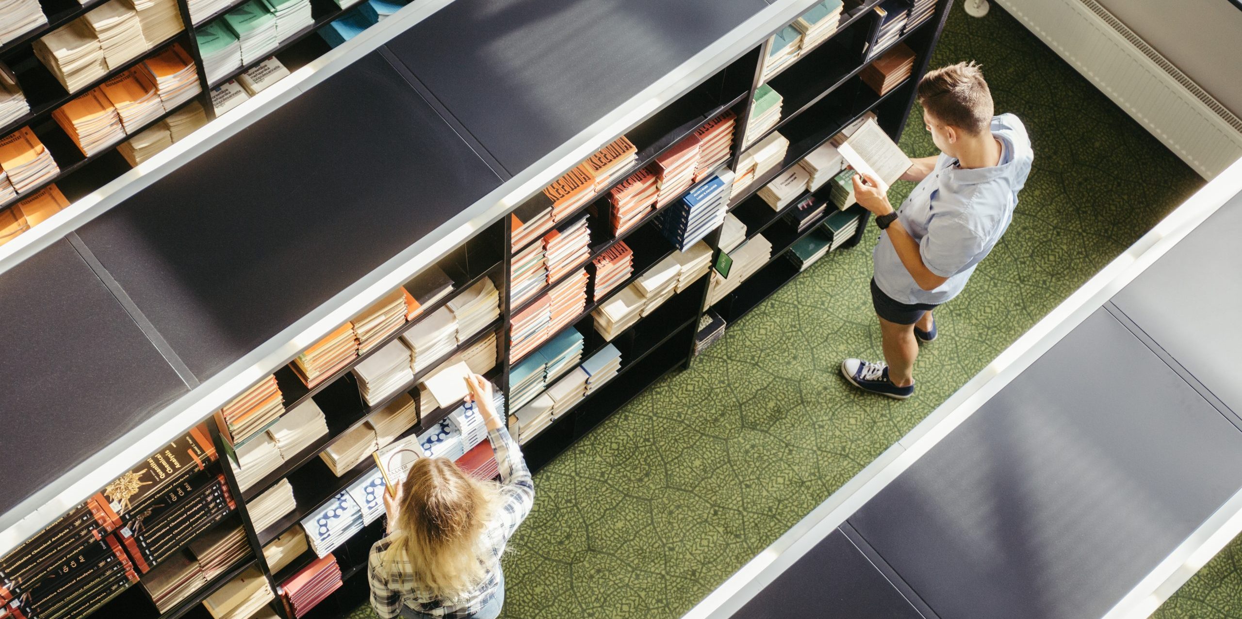 people-college-library