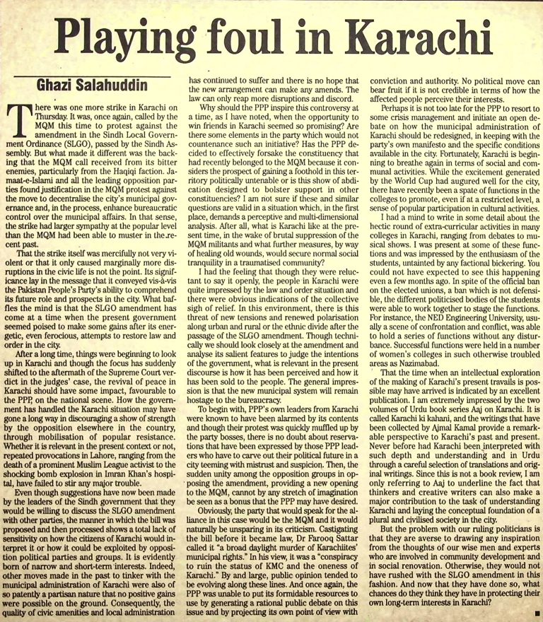 (024) Aaj – Karachi ki Kahani (Aaj 19-20/1996)  – reviewed by Ghazi Salahuddin in Dawn